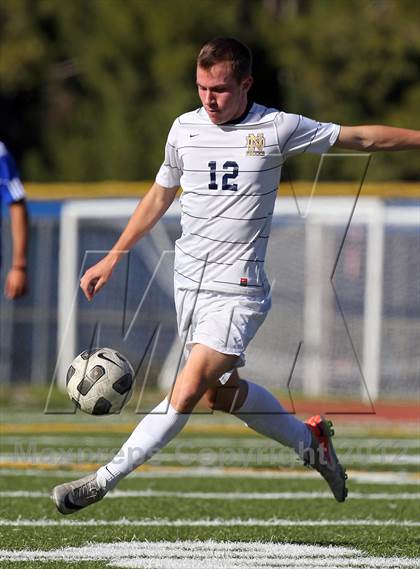 Thumbnail 2 in East Valley vs. Notre Dame (Valley Kickoff Classic) photogallery.