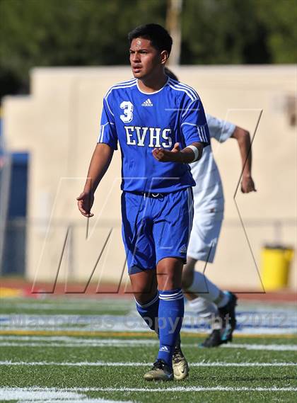 Thumbnail 2 in East Valley vs. Notre Dame (Valley Kickoff Classic) photogallery.