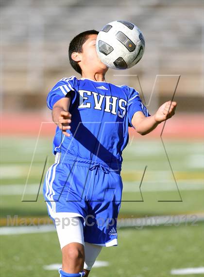 Thumbnail 1 in East Valley vs. Notre Dame (Valley Kickoff Classic) photogallery.