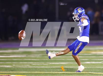 Thumbnail 2 in Archbishop Mitty vs. Serra (CIFCCS D1 Final) photogallery.