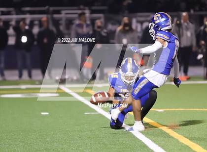 Thumbnail 2 in Archbishop Mitty vs. Serra (CIFCCS D1 Final) photogallery.
