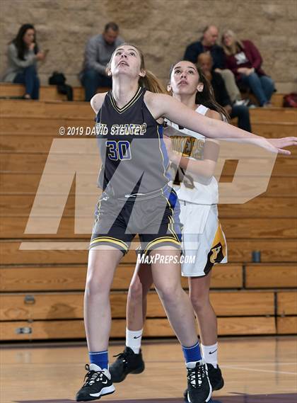 Thumbnail 3 in Del Campo vs. Yuba City (Lincoln Invitational) photogallery.
