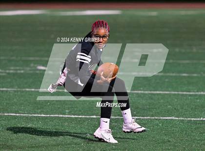 Thumbnail 1 in Decatur vs. Tri-Cities photogallery.