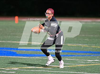 Thumbnail 2 in Decatur vs. Tri-Cities photogallery.