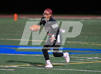 Thumbnail 3 in Decatur vs. Tri-Cities photogallery.