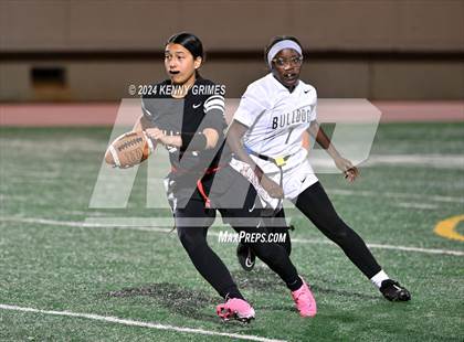 Thumbnail 2 in Decatur vs. Tri-Cities photogallery.