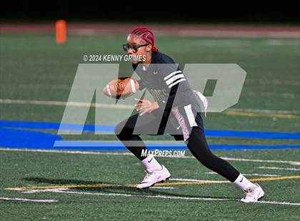 Thumbnail 1 in Decatur vs. Tri-Cities photogallery.