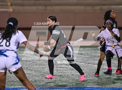 Thumbnail 2 in Decatur vs. Tri-Cities photogallery.