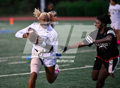 Thumbnail 2 in Decatur vs. Tri-Cities photogallery.