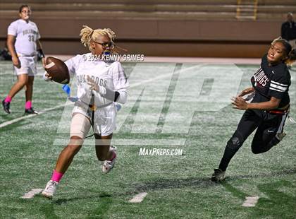 Thumbnail 3 in Decatur vs. Tri-Cities photogallery.