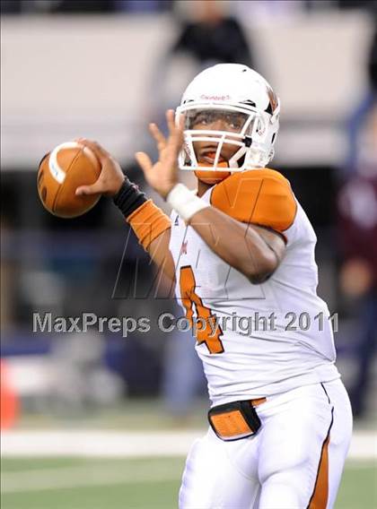 Thumbnail 1 in West Mesquite vs. Wylie (4A Division 1 Region 2 Semifinals) photogallery.