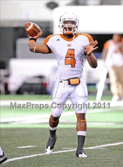 Thumbnail 2 in West Mesquite vs. Wylie (4A Division 1 Region 2 Semifinals) photogallery.