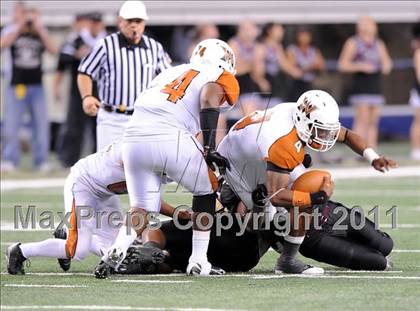 Thumbnail 1 in West Mesquite vs. Wylie (4A Division 1 Region 2 Semifinals) photogallery.