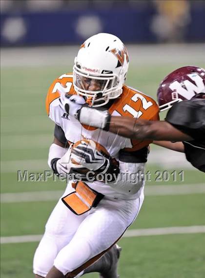 Thumbnail 1 in West Mesquite vs. Wylie (4A Division 1 Region 2 Semifinals) photogallery.