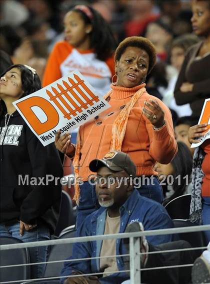 Thumbnail 3 in West Mesquite vs. Wylie (4A Division 1 Region 2 Semifinals) photogallery.