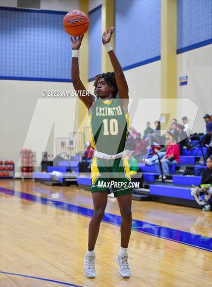 Thumbnail 3 in Rockdale vs Lexington photogallery.
