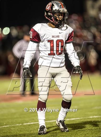 Thumbnail 2 in Louisville Ballard @ Dixie (KHSAA Class 6A Commonwealth Gridiron Bowl) photogallery.