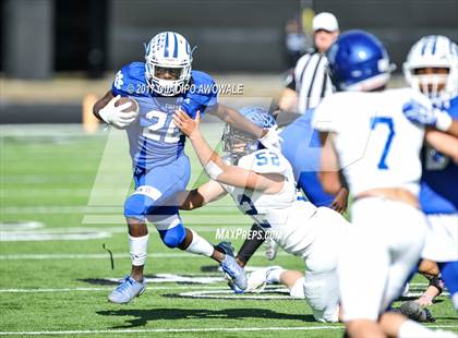 Thumbnail 1 in Gunter vs. Daingerfield (UIL 3A Area Playoff) photogallery.