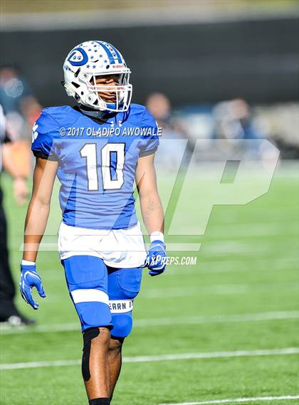 Thumbnail 2 in Gunter vs. Daingerfield (UIL 3A Area Playoff) photogallery.
