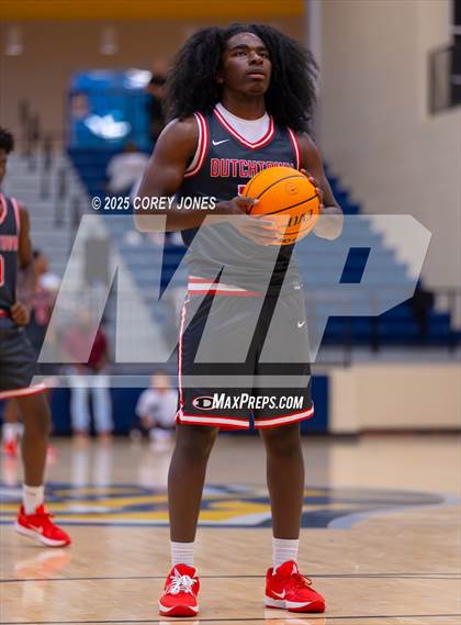 Thumbnail 1 in Dutchtown vs Hillgrove (Georgia's Elite 8 Tip Off Classic) photogallery.