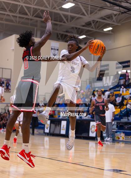 Thumbnail 1 in Dutchtown vs Hillgrove (Georgia's Elite 8 Tip Off Classic) photogallery.