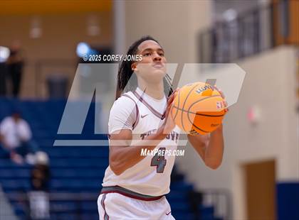 Thumbnail 3 in Dutchtown vs Hillgrove (Georgia's Elite 8 Tip Off Classic) photogallery.