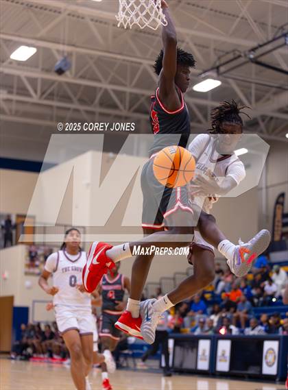 Thumbnail 3 in Dutchtown vs Hillgrove (Georgia's Elite 8 Tip Off Classic) photogallery.