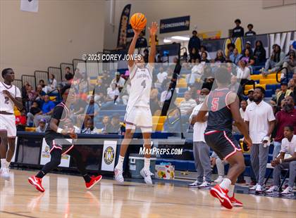 Thumbnail 1 in Dutchtown vs Hillgrove (Georgia's Elite 8 Tip Off Classic) photogallery.