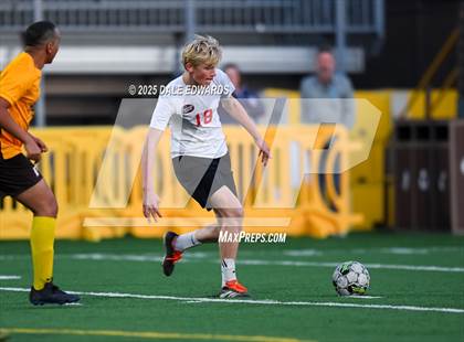 Thumbnail 2 in Francis Parker vs Classical Academy photogallery.