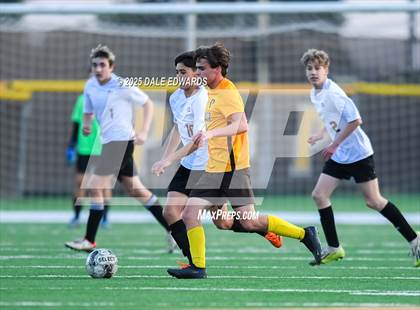 Thumbnail 2 in Francis Parker vs Classical Academy photogallery.