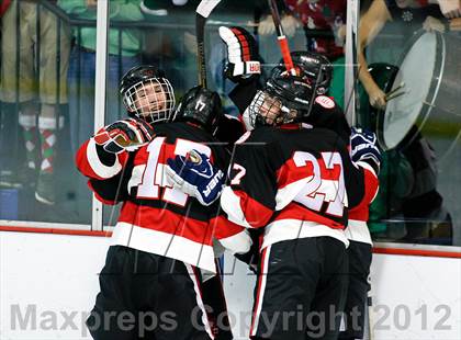 Thumbnail 2 in Christian Brothers vs Chaminade photogallery.