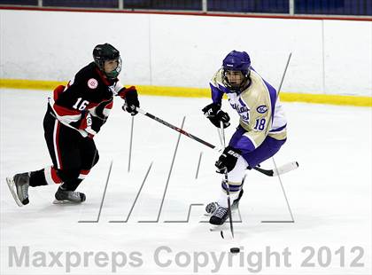 Thumbnail 2 in Christian Brothers vs Chaminade photogallery.