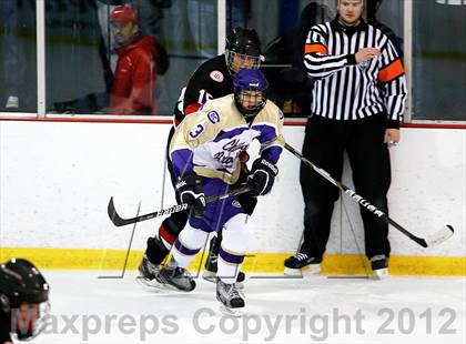 Thumbnail 3 in Christian Brothers vs Chaminade photogallery.