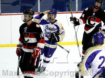 Thumbnail 3 in Christian Brothers vs Chaminade photogallery.
