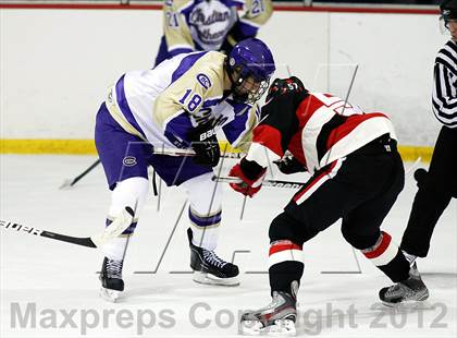 Thumbnail 2 in Christian Brothers vs Chaminade photogallery.