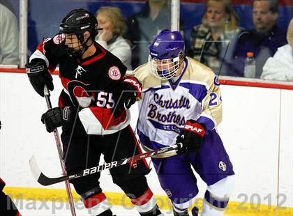 Thumbnail 3 in Christian Brothers vs Chaminade photogallery.