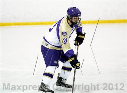 Thumbnail 1 in Christian Brothers vs Chaminade photogallery.