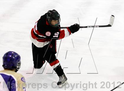 Thumbnail 1 in Christian Brothers vs Chaminade photogallery.