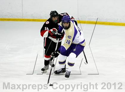 Thumbnail 1 in Christian Brothers vs Chaminade photogallery.