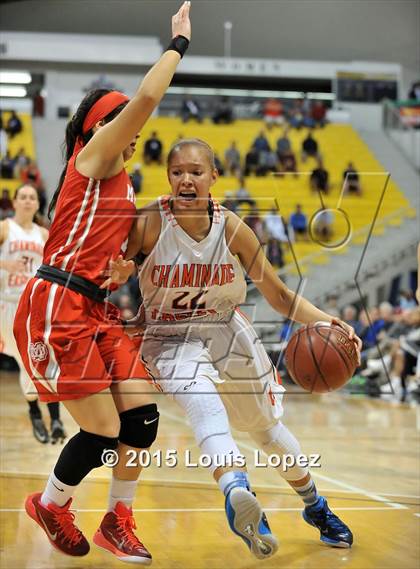 Thumbnail 3 in Mater Dei vs. Chaminade (CIF SoCal Regional Open Division Final) photogallery.