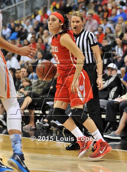 Thumbnail 1 in Mater Dei vs. Chaminade (CIF SoCal Regional Open Division Final) photogallery.