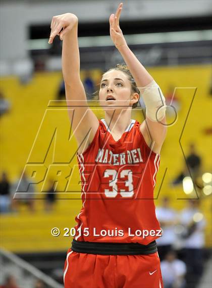 Thumbnail 2 in Mater Dei vs. Chaminade (CIF SoCal Regional Open Division Final) photogallery.