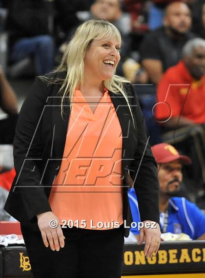 Thumbnail 1 in Mater Dei vs. Chaminade (CIF SoCal Regional Open Division Final) photogallery.