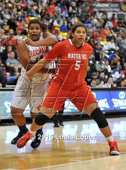 Thumbnail 1 in Mater Dei vs. Chaminade (CIF SoCal Regional Open Division Final) photogallery.
