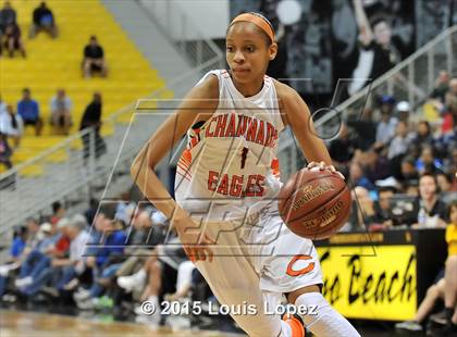 Thumbnail 2 in Mater Dei vs. Chaminade (CIF SoCal Regional Open Division Final) photogallery.