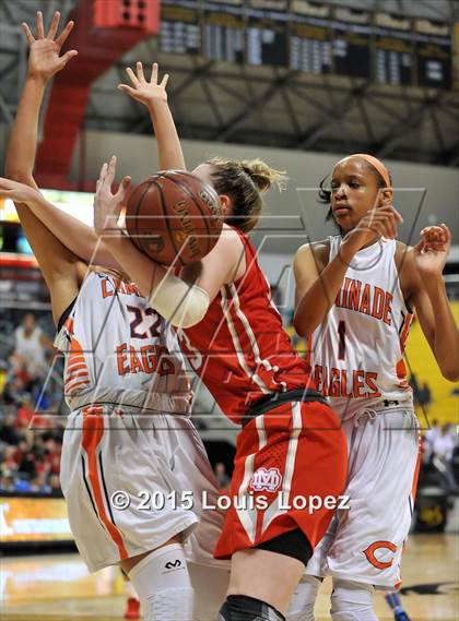 Thumbnail 1 in Mater Dei vs. Chaminade (CIF SoCal Regional Open Division Final) photogallery.