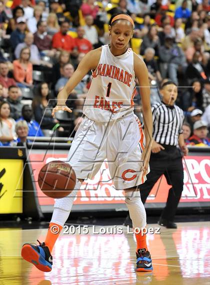 Thumbnail 1 in Mater Dei vs. Chaminade (CIF SoCal Regional Open Division Final) photogallery.