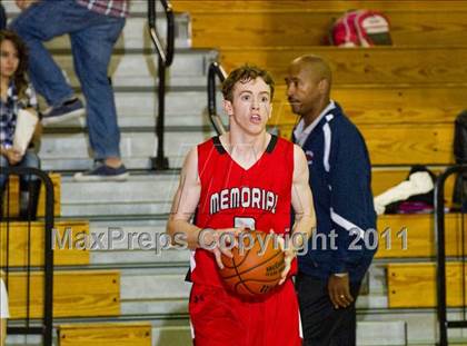 Thumbnail 3 in Klein Collins vs. Memorial (McDonald's Texas Invitational) photogallery.