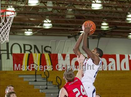 Thumbnail 1 in Klein Collins vs. Memorial (McDonald's Texas Invitational) photogallery.