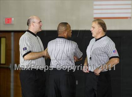 Thumbnail 2 in Klein Collins vs. Memorial (McDonald's Texas Invitational) photogallery.